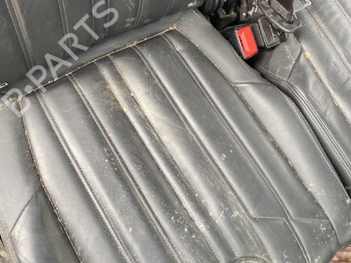 Sæde Bagtil PEUGEOT 5008 II (MC_, MJ_, MR_, M4_) 2.0 BlueHDi 180 (MJEHZW, MJEHZR, MJEHZP) (177 hp) 33023155