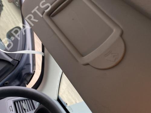 Used Left sun visor Left sun visor RENAULT MEGANE II (BM0/1_, CM0/1_) 1.5 dCi (BM1E, CM1E) (106 hp) 31136848 31136848