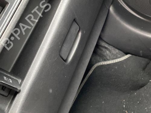 Used Glove box NISSAN MICRA IV (K13K, K13KK) 1.2 (80 hp) 25270971