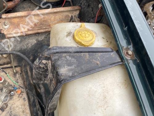 Used Windscreen washer tank Windscreen washer tank OPEL FRONTERA A Sport (U92) 2.0 i (52SUD2, 55SUD2) (115 hp) 31969600 31969600