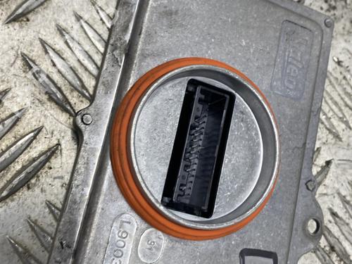 Used Xenon ballast Xenon ballast PEUGEOT 5008 II (MC_, MJ_, MR_, M4_) 2.0 BlueHDi 180 (MJEHZW, MJEHZR, MJEHZP) (177 hp) 33940864 33940864