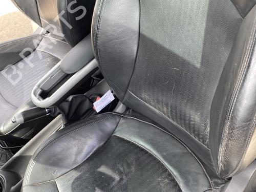 Used Left front seat MINI MINI (R56) Cooper D (109 hp) 26236948