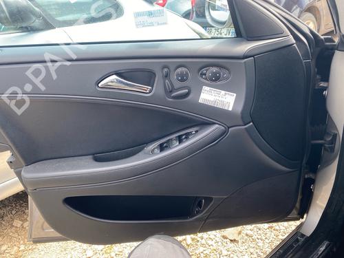 Used Front left panel Front left panel 36408677 36408677