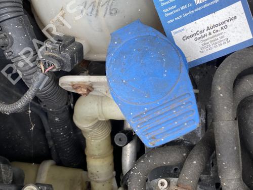 Windscreen washer tank VW TOURAN (1T1, 1T2) 2.0 TDI | BP28601804C113