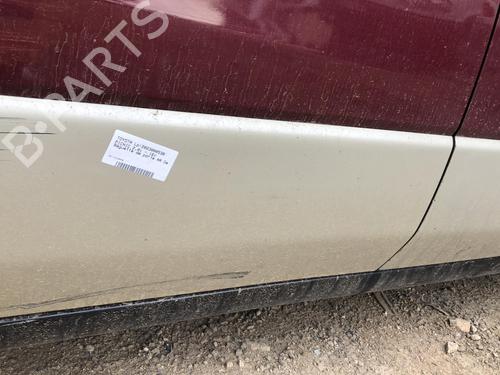 Used Door moulding trim TOYOTA PICNIC (_XM1_) 2.0 (SXM10_, SXM10G) (122 hp) 25271327