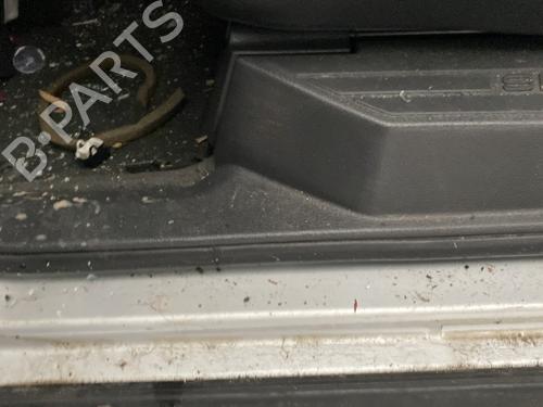 Used Rubber door seal VOLVO XC90 I (275) D5 AWD (163 hp) 32267937