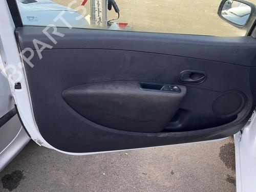 Used Front left panel RENAULT CLIO III (BR0/1, CR0/1) 1.5 dCi (BR17, CR17) (86 hp) 30261125
