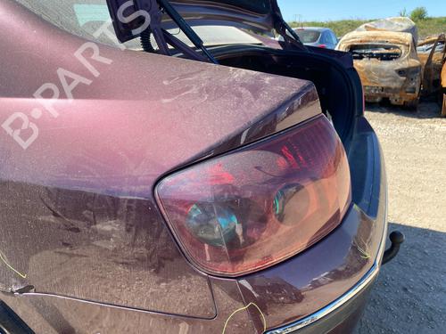 left-taillight-peugeot-407-6d_-2004-2005-2006-2007-2008-2009-2010-2011-34220688 main image