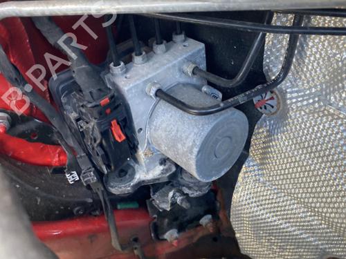 Used ABS pump ABS pump VW POLO VI (AW1, BZ1, AE1) 1.0 MPi (80 hp) 21594886 21594886