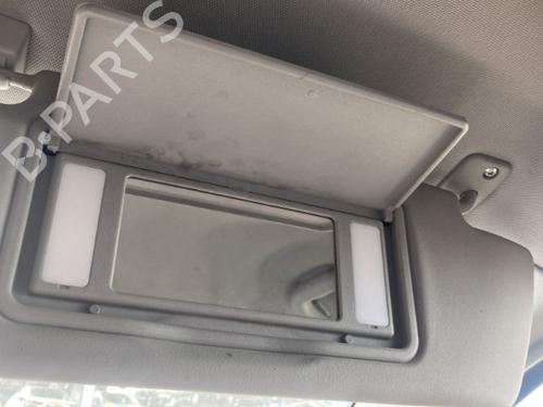 Used Right sun visor Right sun visor 22124599 22124599