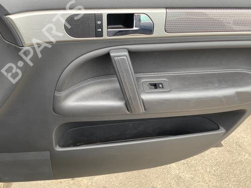 Used Right front window switch Right front window switch VW TOUAREG (7LA, 7L6, 7L7) 3.0 V6 TDI (240 hp) 26221593 26221593