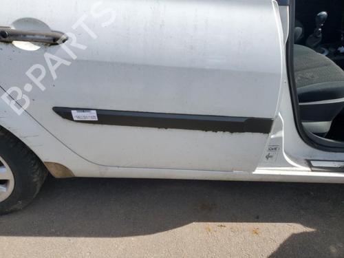 Used Door moulding trim RENAULT MEGANE II Estate (KM0/1_) [2003-2012]  19912892