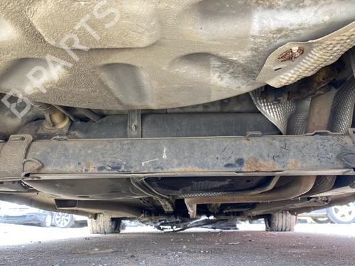 Used Rear axle Rear axle PEUGEOT 207 (WA_, WC_) 1.6 HDi (109 hp) 33736631 33736631
