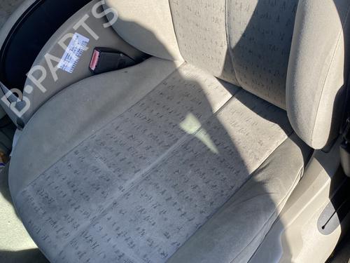 Used Left front seat RENAULT GRAND SCÉNIC II (JM0/1_) 1.6 (113 hp) 32523140