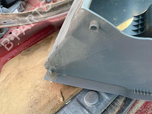 Used Glove box Glove box SUZUKI JIMNY Closed Off-Road Vehicle (SN) 1.3 16V 4WD (SN413, JB33) (80 hp) 39702760 39702760
