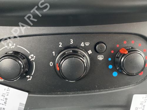 AC-Styringsenhed/Manøvreenhed DACIA SANDERO II 1.2 (75 hp) 26409973