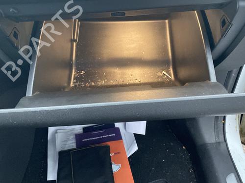Used Glove box Glove box RENAULT KADJAR (HA_, HL_) 1.2 TCe 130 (HLMR) (130 hp) 30480822 30480822