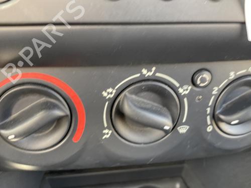 Commande Chauffage RENAULT CLIO II (BB_, CB_) 1.5 dCi (B/CB07) (65 hp) 27989154