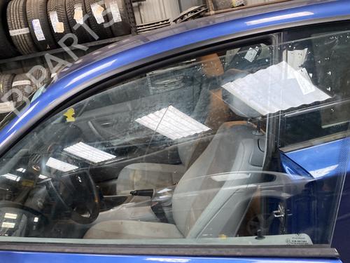 front-left-door-window-bmw-1-e81-116-d-51337165579-2006-2007-2008-2009-2010-2011-2012-21835498 main image