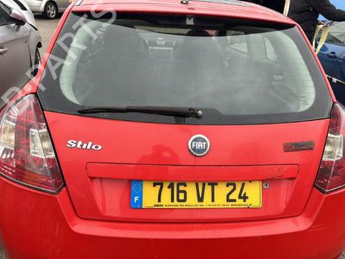 Bakluke CC/Kombi-Kupé FIAT STILO (192_) 1.9 JTD | BP22116851C6 