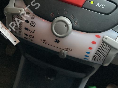 Used Climate control Climate control PEUGEOT 107 (PM_, PN_) 1.4 HDi (54 hp) 23785169 23785169