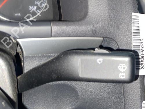 Commodo Essuie Glace / Phare VW TOURAN (1T1, 1T2) 2.0 TDI (136 hp) 31953904