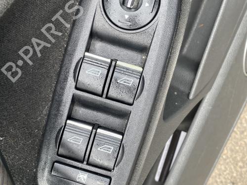 Used Left front window switch Left front window switch FORD C-MAX (DM2) 1.8 TDCi (115 hp) 30877442 30877442