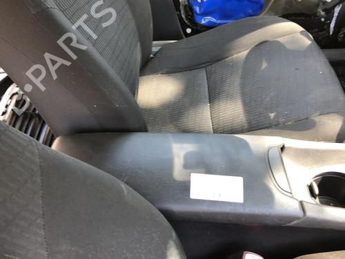Used Middle console Middle console TOYOTA AVENSIS Saloon (_T27_) 2.0 D-4D (ADT270_, ADT270R) (126 hp) 22111664 22111664