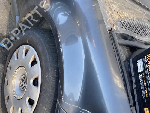 Używane Błotnik przedni prawy VW PASSAT B5.5 (3B3) 1.9 TDI (130 hp) 23785380