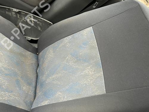 Right front seat OPEL AGILA (A) (H00) 1.2 16V (F68) | BP19911256C16 