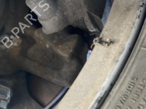 Used Left front steering knuckle Left front steering knuckle VW JETTA IV (162, 163, AV3, AV2) 1.6 TDI (105 hp) 32705948 32705948