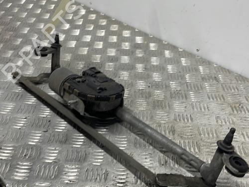 Used Front wiper motor Front wiper motor VW GOLF VI (5K1) 1.6 TDI (105 hp) 23783418 23783418