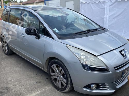 Dashboard PEUGEOT 5008 (0U_, 0E_) 2.0 HDi 150 / BlueHDi 150 | BP25894974C46  - Image 15