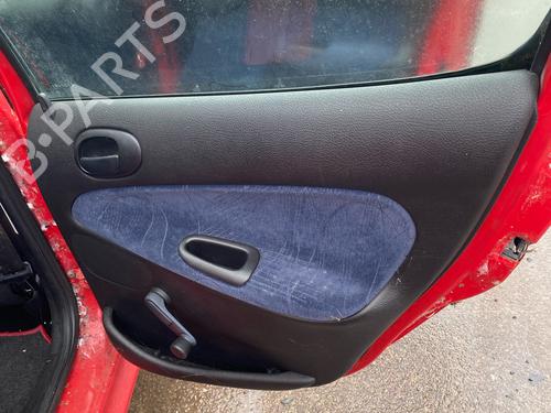 Bageste højre beklædning Bageste højre beklædning PEUGEOT 206 Hatchback (2A/C) 2.0 HDI 90 (90 hp) 39520266 39520266