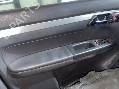 Used Front left panel VW TOURAN (1T1, 1T2) 2.0 TDI (136 hp) 31953875