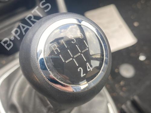 Used Gear lever OPEL CORSA E (X15) 1.4 (08, 68) (90 hp) 29287879