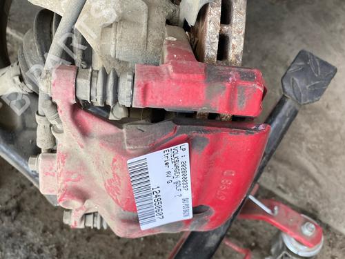 left-front-brake-caliper-vw-golf-vii-5g1-bq1-be1-be2-2012-2013-2014-2015-2016-2017-2018-2019-2020-2021-34227714 main image