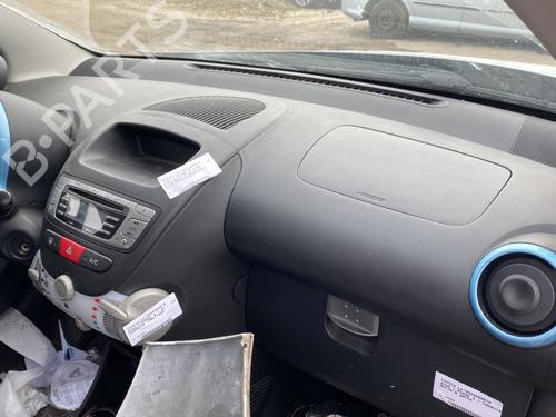 Used Dashboard Dashboard TOYOTA AYGO (_B1_) 1.0 (KGB10_, KGB10R) (68 hp) 23783580 23783580
