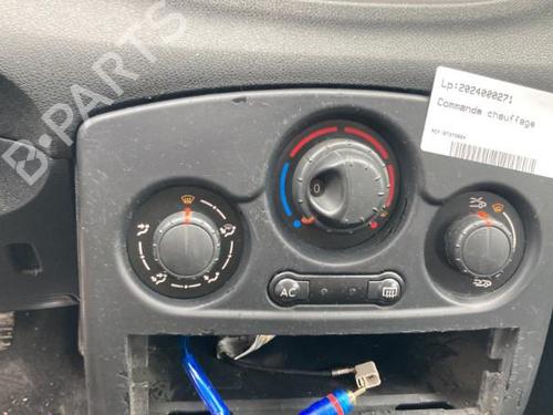 Used Climate control RENAULT CLIO III (BR0/1, CR0/1) [2005-2014]  21808725