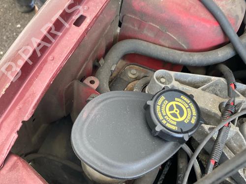 Used Power steering reservoir Power steering reservoir 36073666 36073666