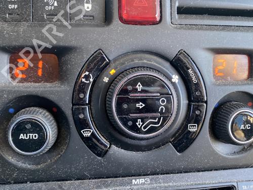 Climate control CITROËN C3 Picasso (SH_) 1.4 VTi 95 (SH8FSC, SH8FP0, SH8FP6) | BP33553571I5 - Image 3