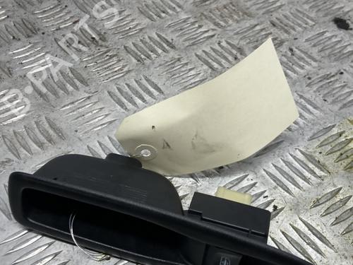 right-rear-window-switch-renault-clio-iv-bh_-2012-2013-2014-2015-2016-2017-2018-2019-2020-2021-23784263 main image