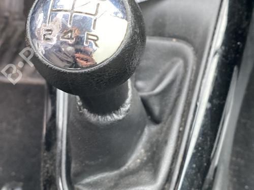 Pommeau de levier de vitesses CITROËN C3 II (SC_) 1.4 HDi 70 (SC8HZC, SC8HR0, SC8HP4) | BP30567403I34