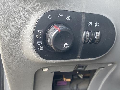 Used Headlight switch Headlight switch SEAT IBIZA III (6L1) 1.4 TDI (70 hp) 33129819 33129819