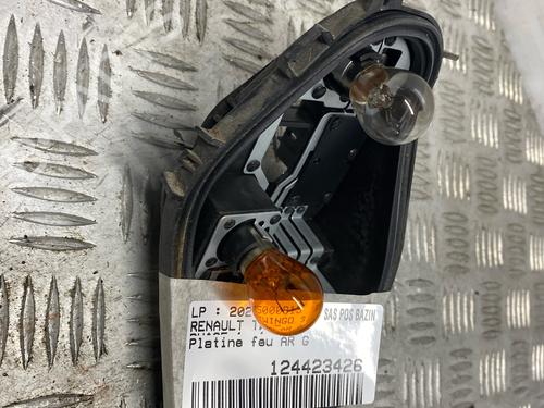 Used Lamp holder Lamp holder RENAULT TWINGO III (BCM_, BCA_) 1.0 SCe 65 (BCMJ) (65 hp) 34046459 34046459