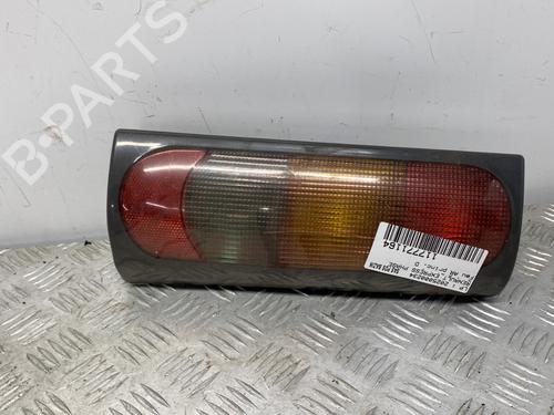 Høyre baklys RENAULT RAPID Box Body/MPV (F40_, G40_) 1.9 D (F40R) (54 hp) 30849194