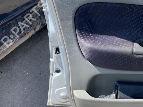 Used Front left panel Front left panel RENAULT SCÉNIC I MPV (JA0/1_, FA0_) 1.9 dCi (JA05, JA1F) (102 hp) 26717858 26717858