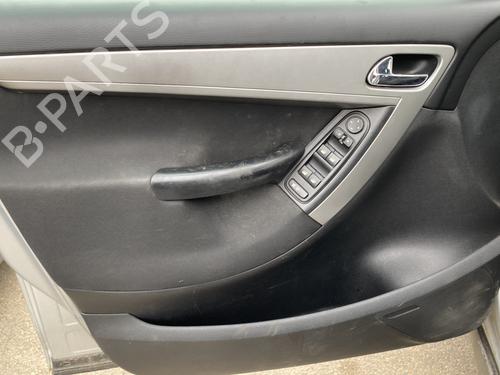 Forreste venstre beklædning CITROËN C4 Picasso I MPV (UD_) 1.6 HDi (109 hp) 29330309