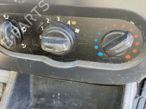 Climate control DACIA SANDERO 1.4 (BS0C, BS0A, BS0G, BS1F, BS0E) | BP26168529I5