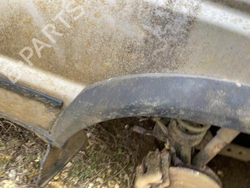 Used Rear right wheel arch trim Rear right wheel arch trim LAND ROVER DISCOVERY II (L318) 2.5 Td5 4x4 (139 hp) 33174044 33174044
